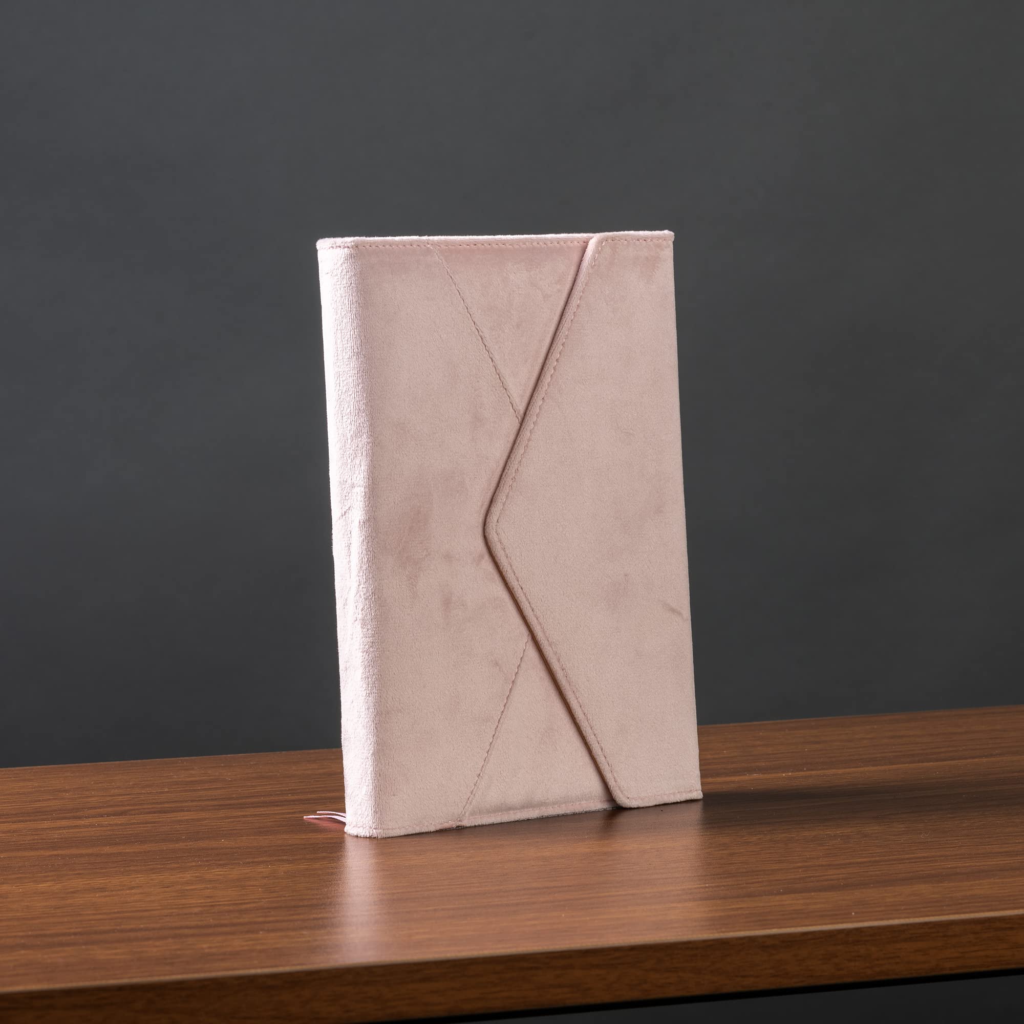 Magnetic Flap Closure