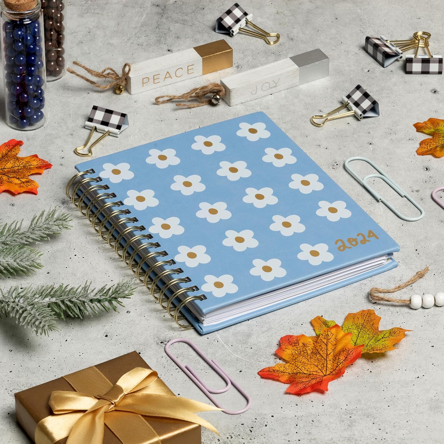 2024 Blue Daisy Spiral Fun Planner