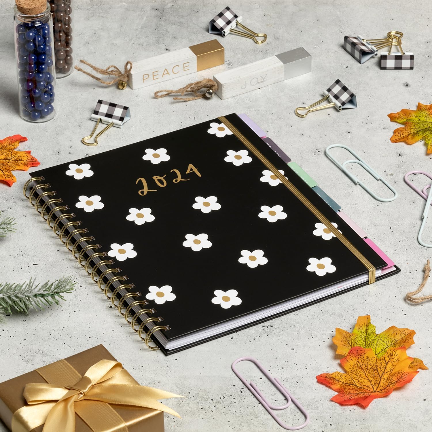 2024 Black Daisy Large Spiral Planner